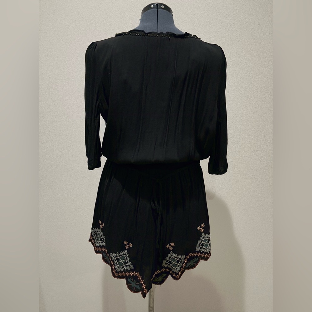 Pretty Good Embroidered Romper - Picture 2 of 6